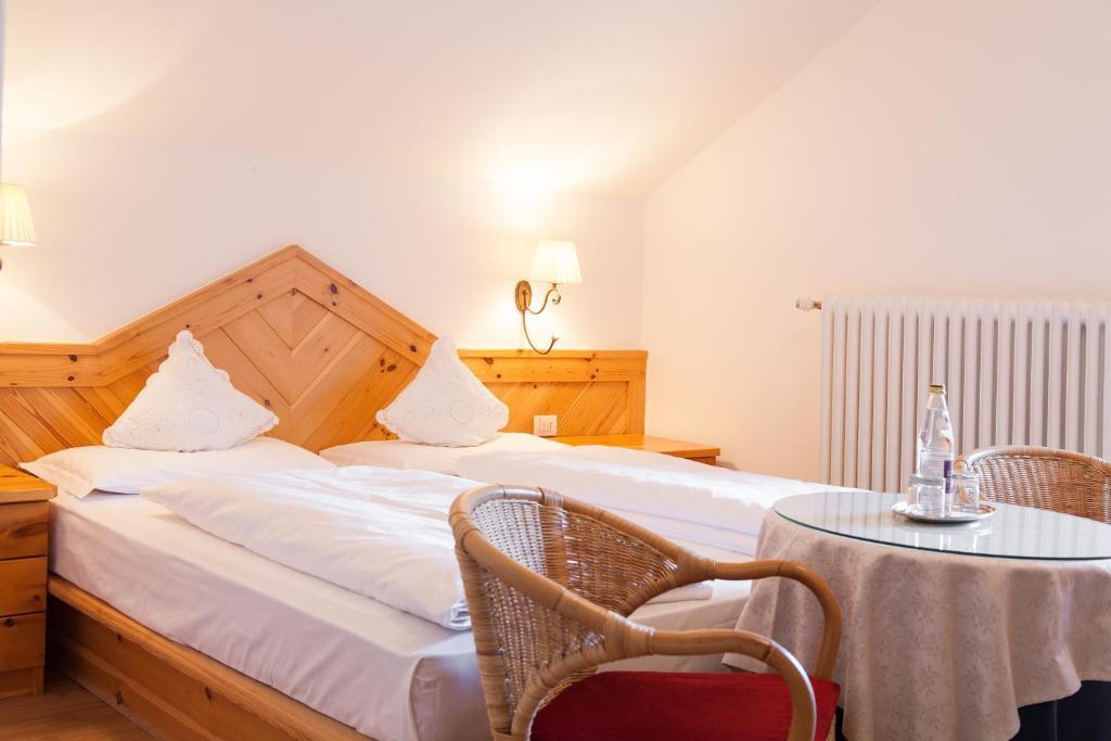 Classic Double Room