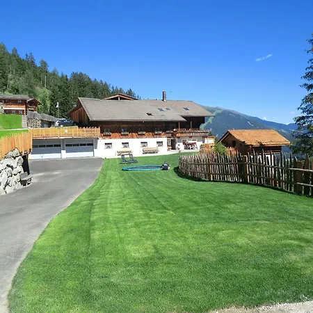 Glinzhof Mountain Natur Resort Agriturismo-3