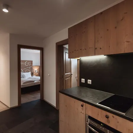 Zin Senfter Residence-3